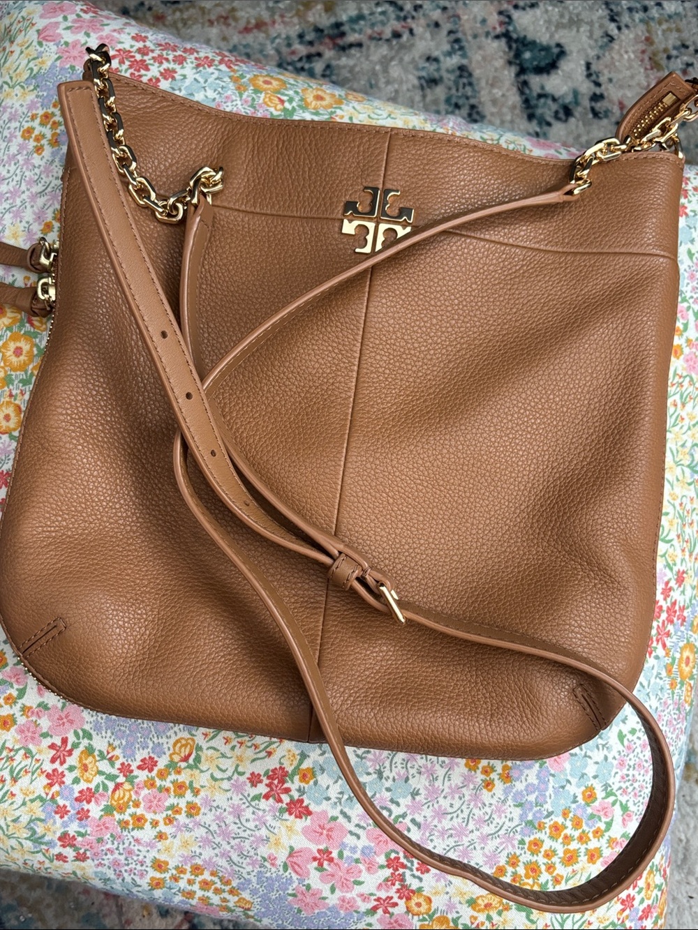Tory Burch Pebbled Leather Shoulder Hobo in Cognac - Picture 2 of 7
